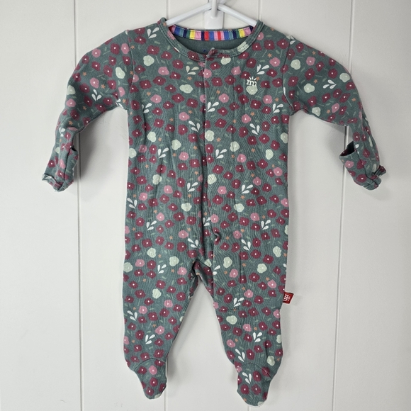 Magnetic Me Footie Floral Print Size Newborn - Picture 2 of 14